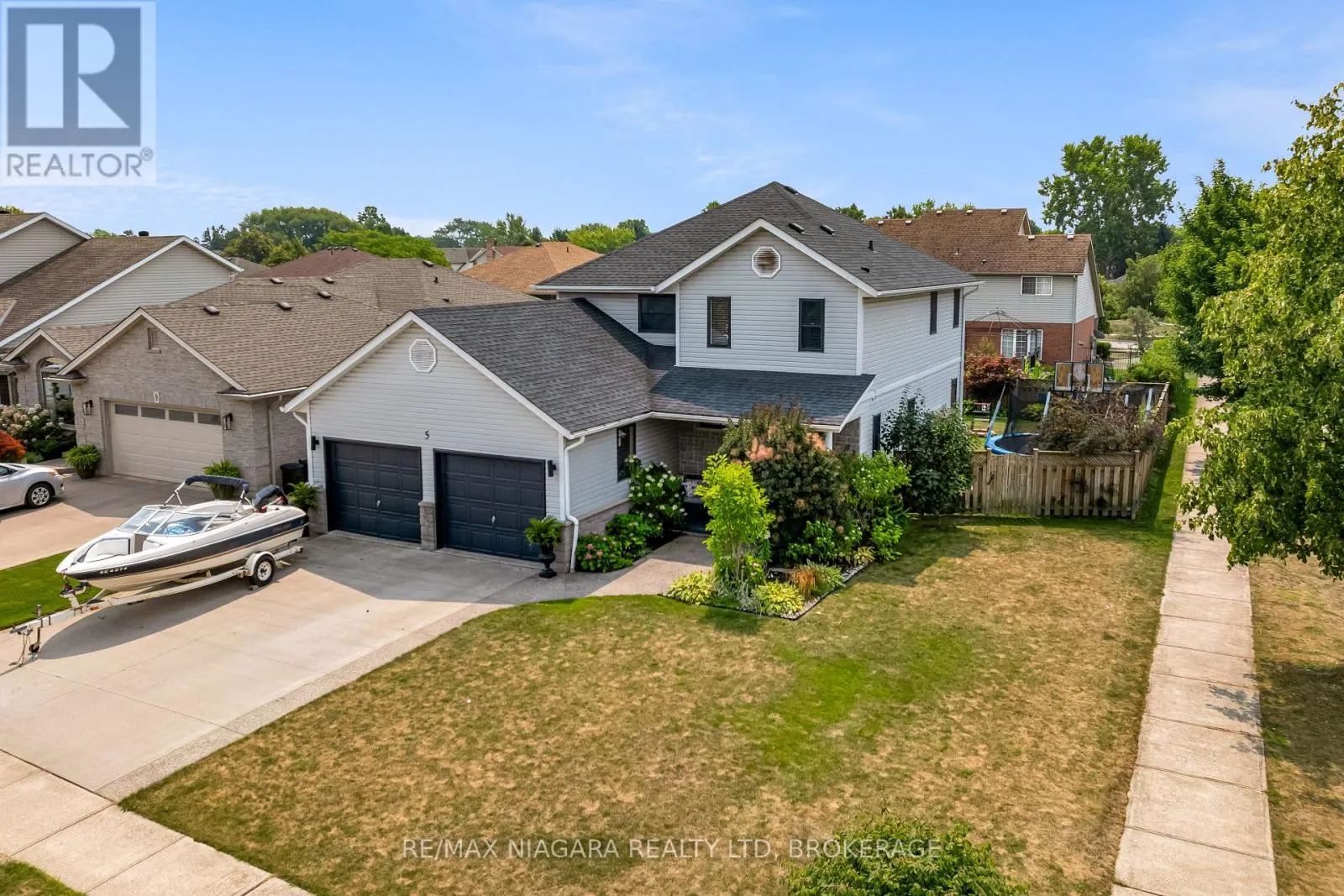 5 WELLANDVALE DRIVE