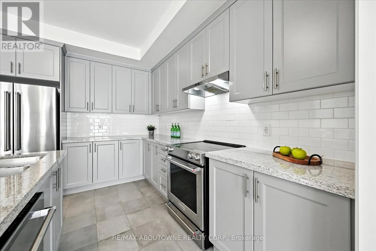 353 RAYMOND ROAD