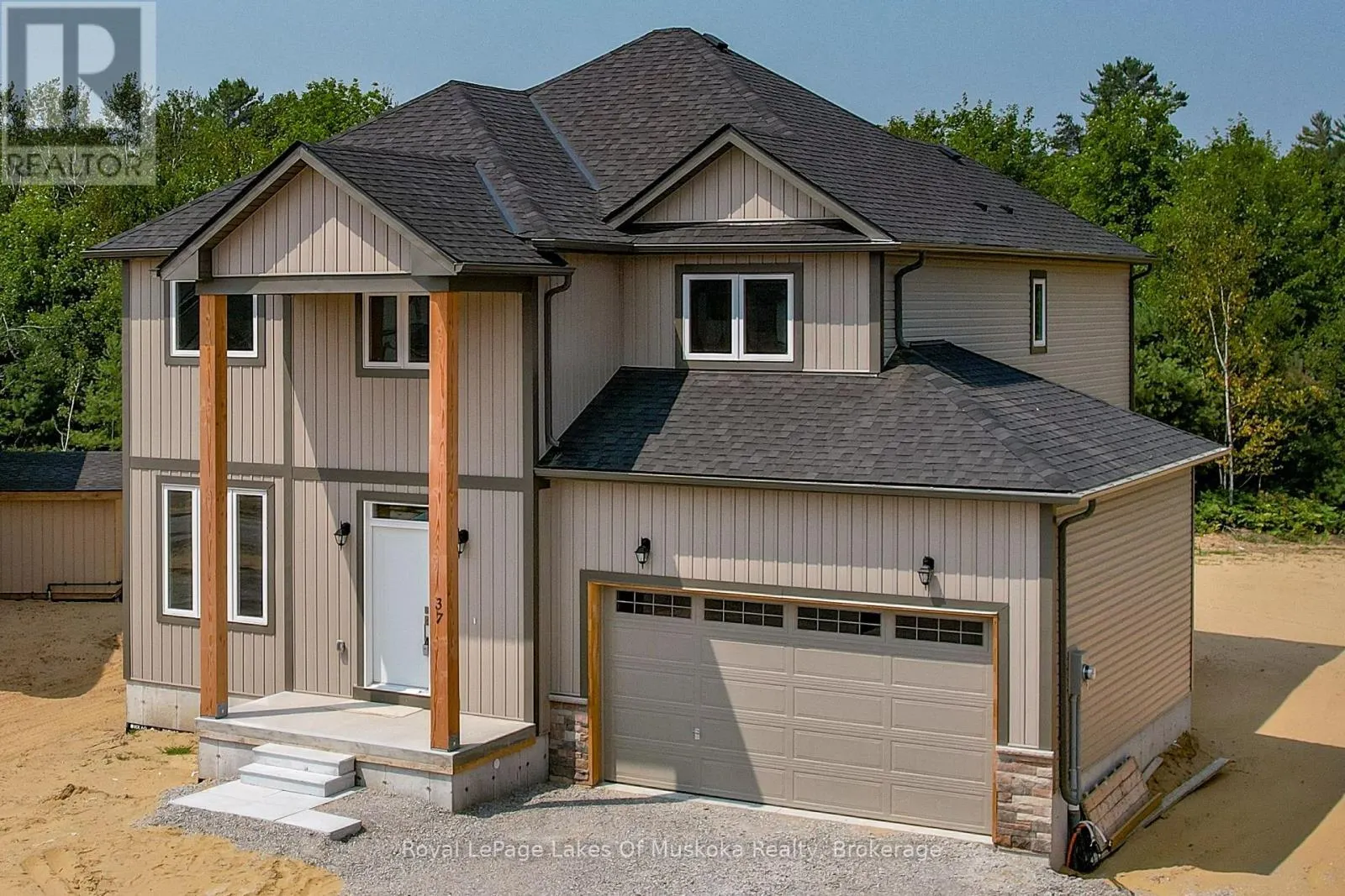 37 WHITEHORN PARK