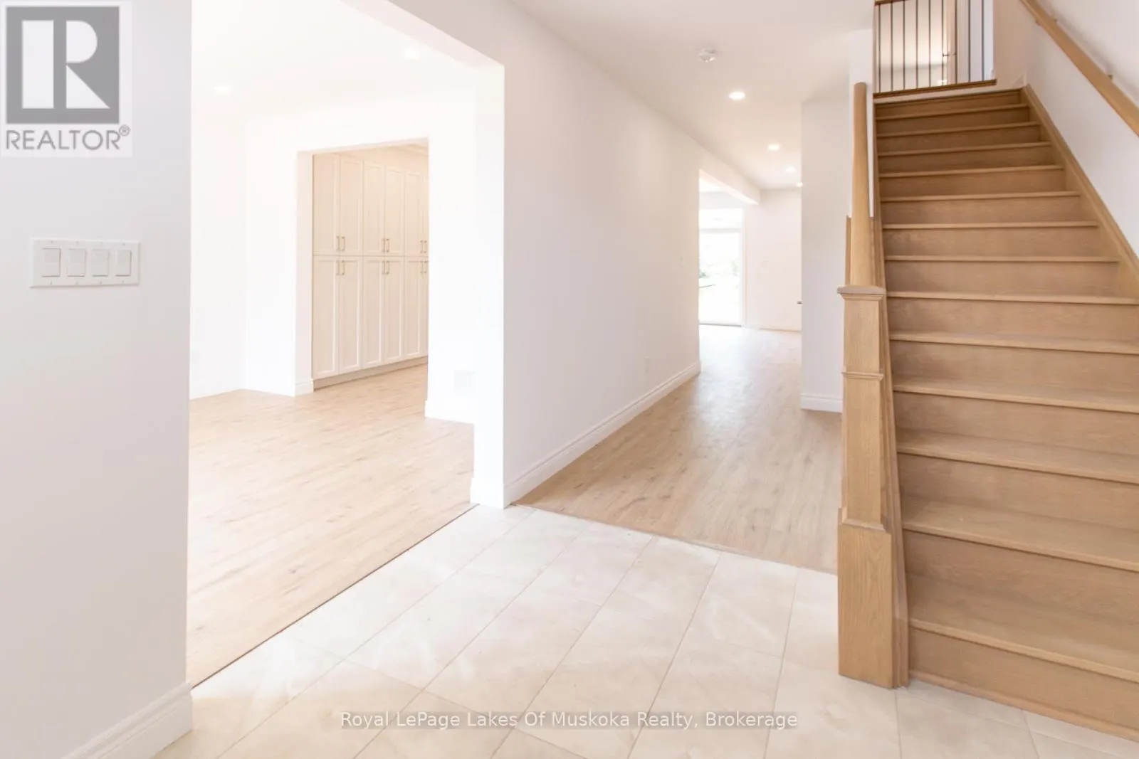 37 WHITEHORN PARK