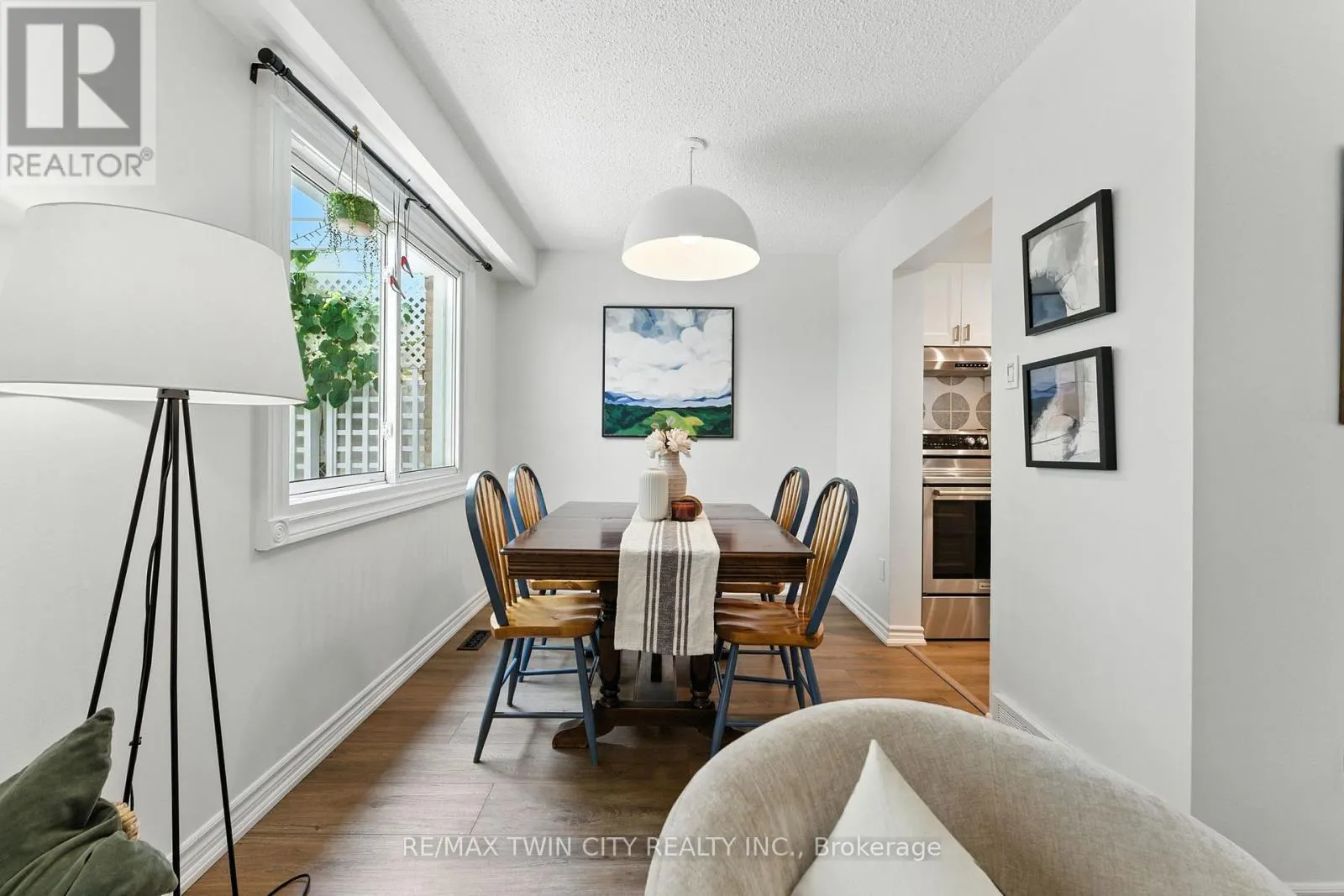 68 WESTMOUNT MEWS