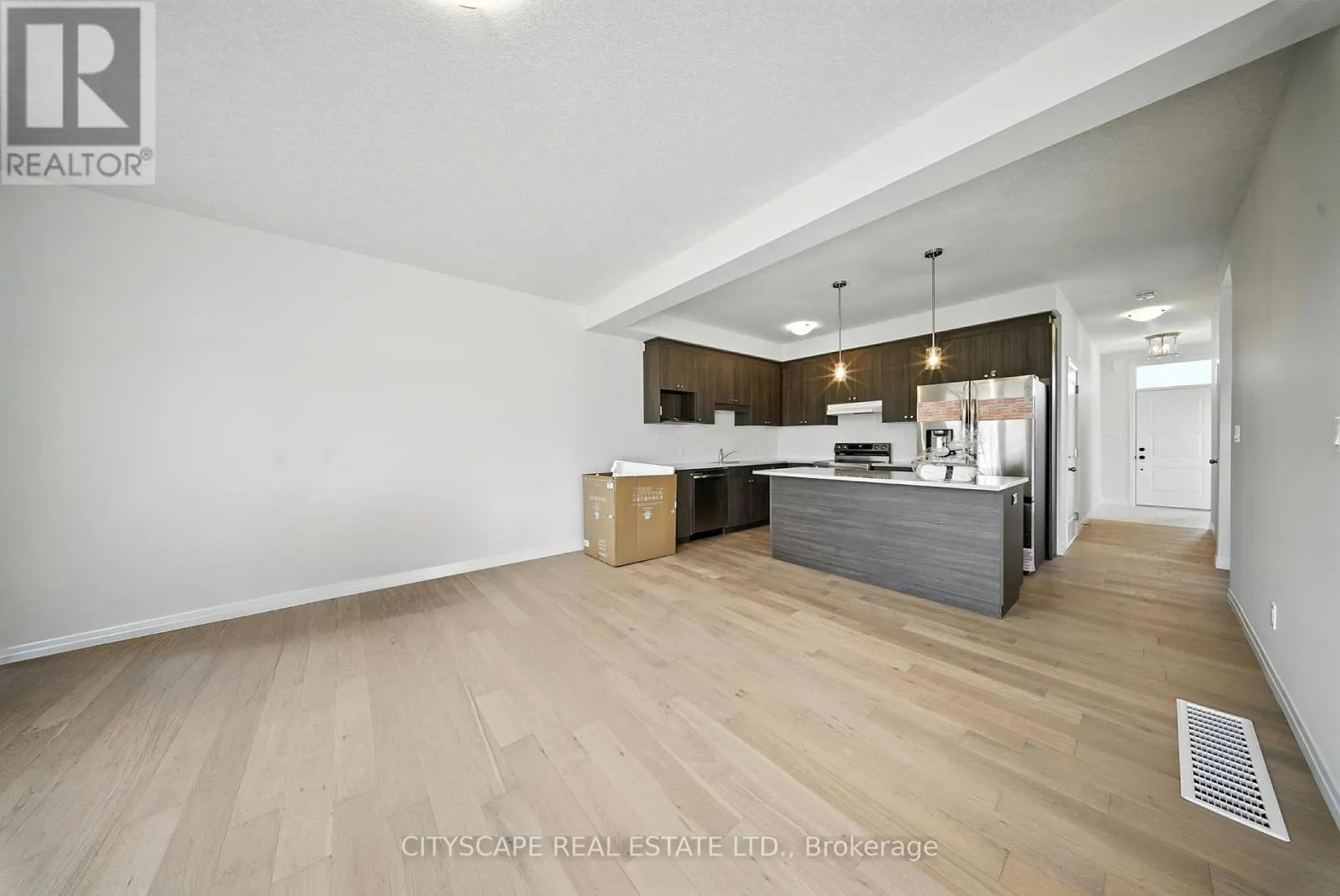 39 RIVERGREEN CRESCENT