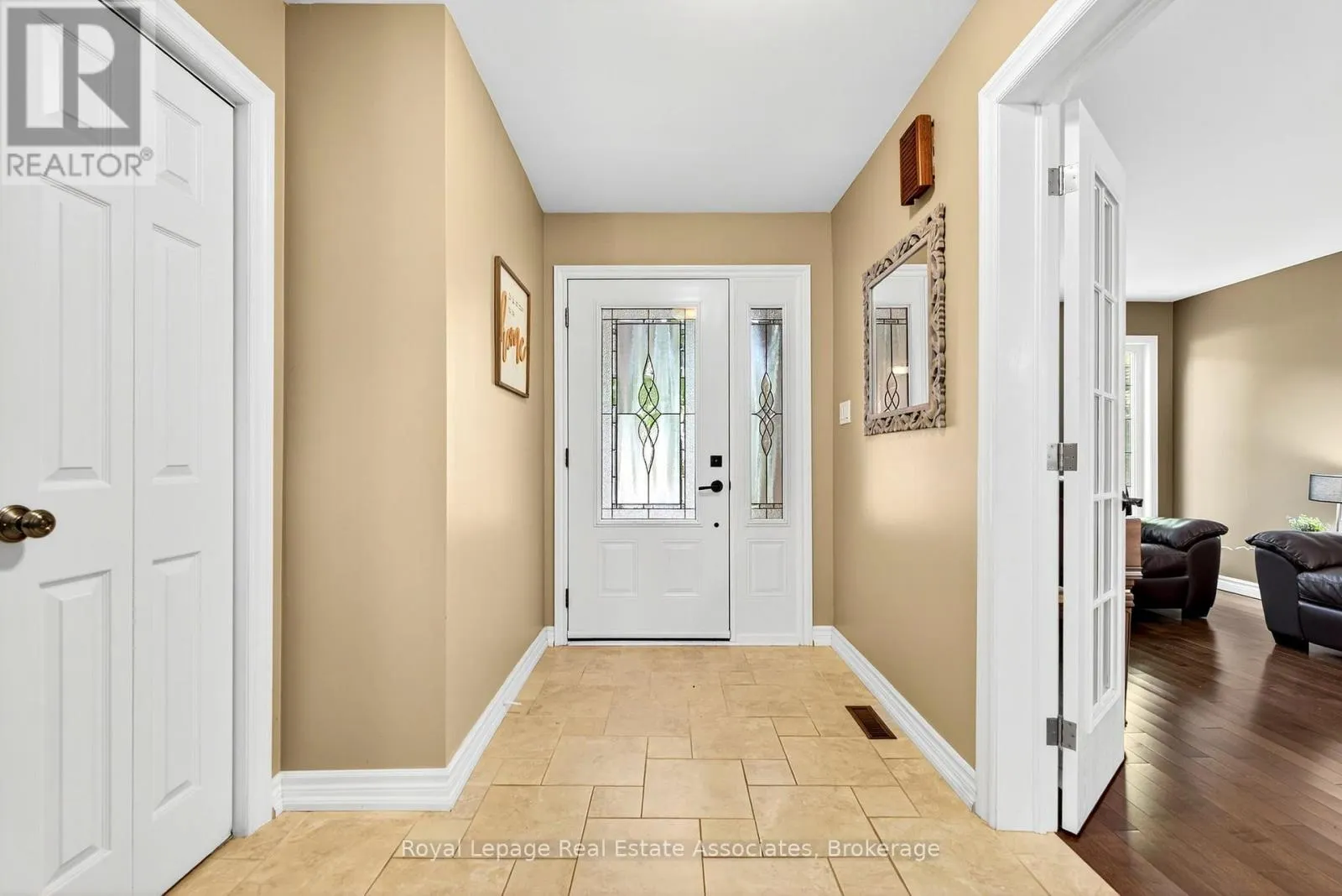 29 LAURENDALE AVENUE