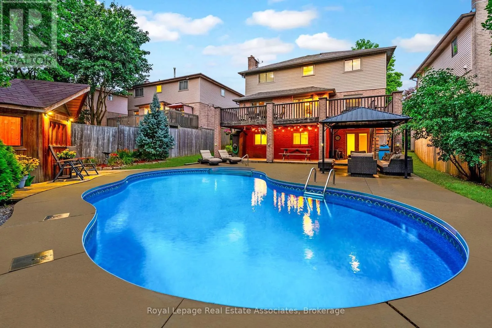 29 LAURENDALE AVENUE