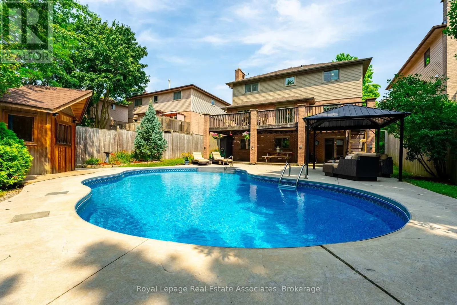29 LAURENDALE AVENUE