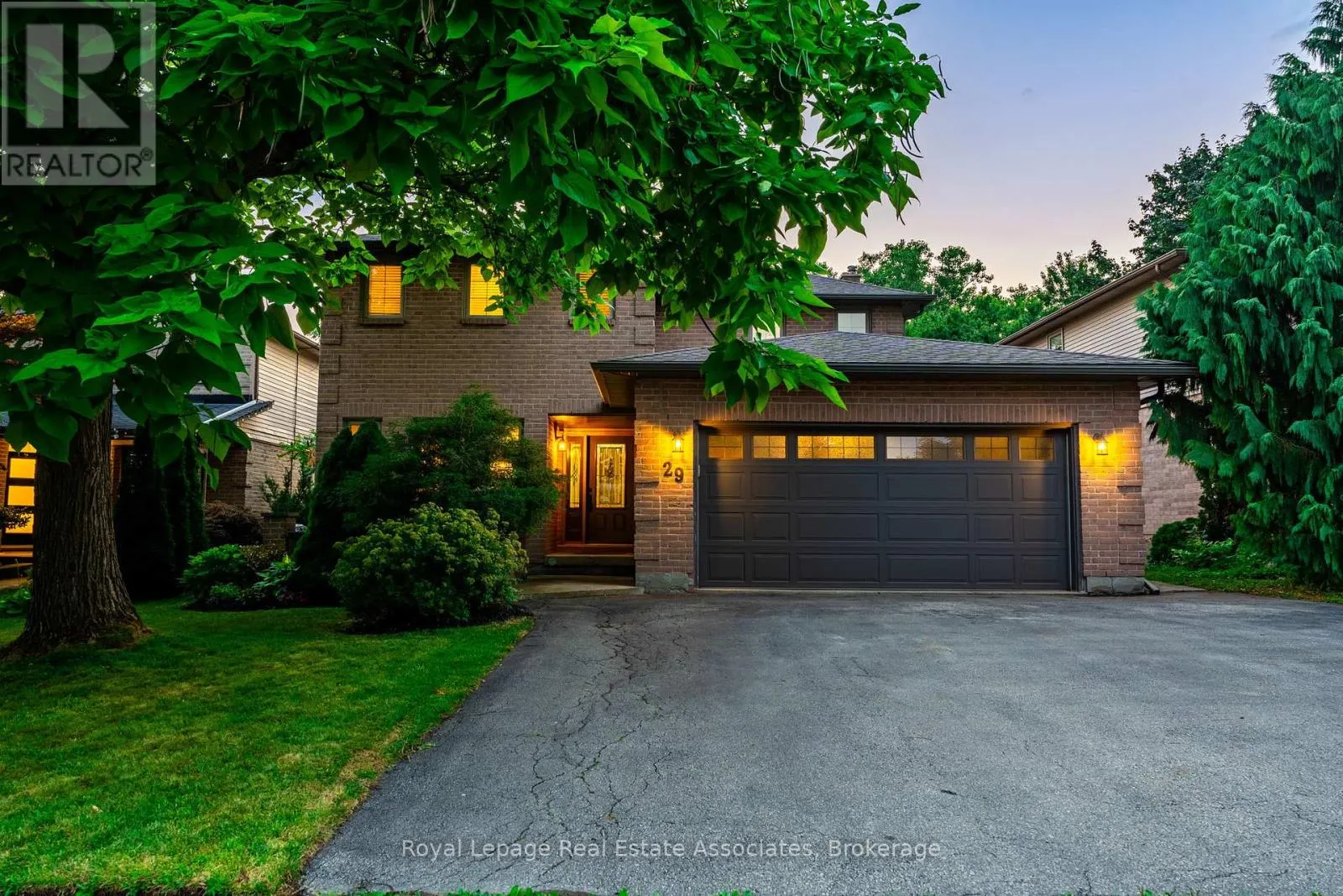 29 LAURENDALE AVENUE