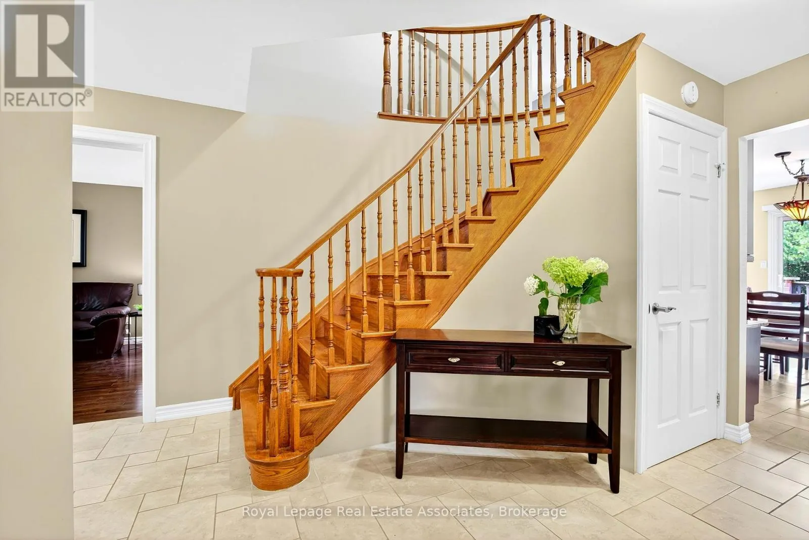 29 LAURENDALE AVENUE