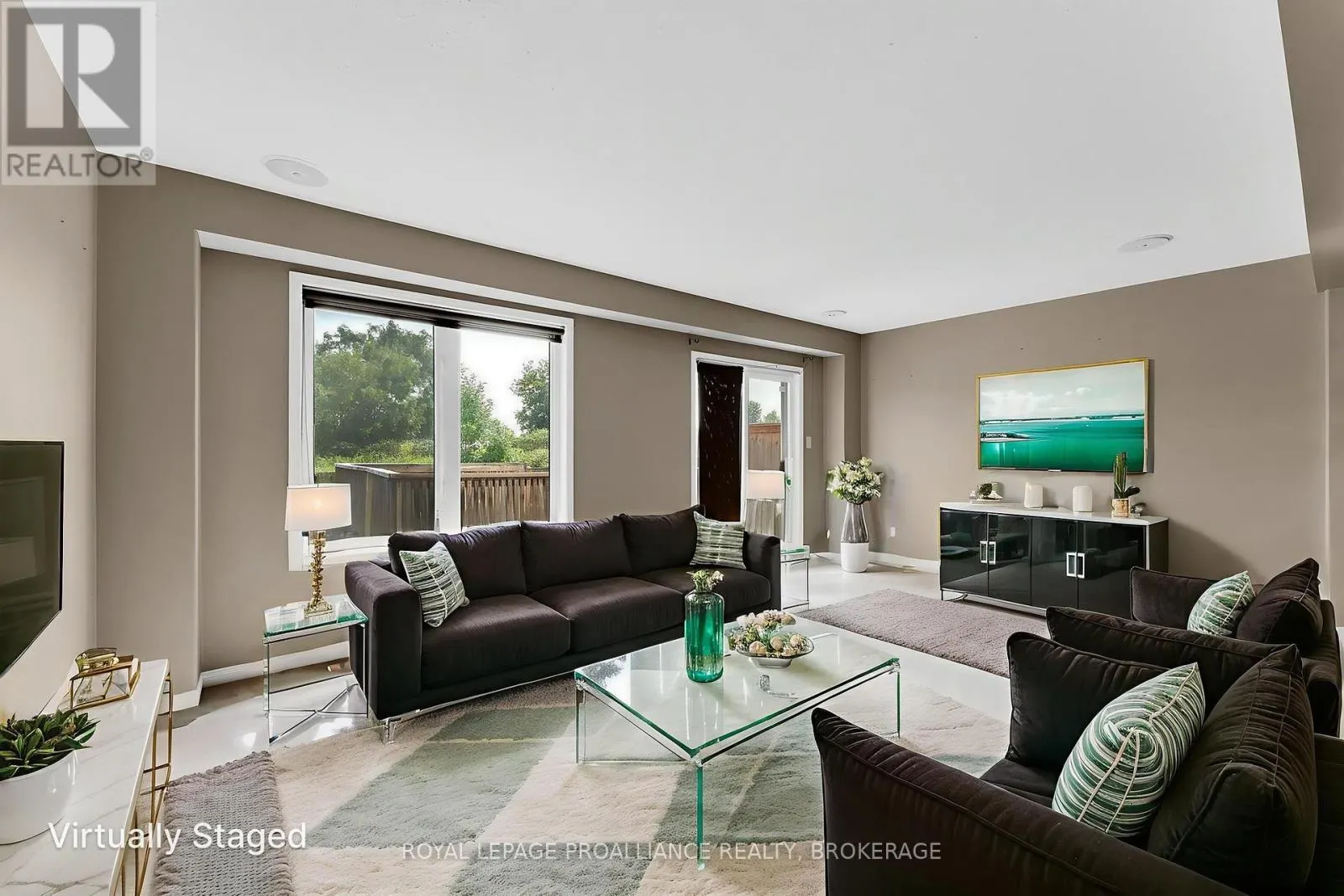 1576 CRIMSON CRESCENT
