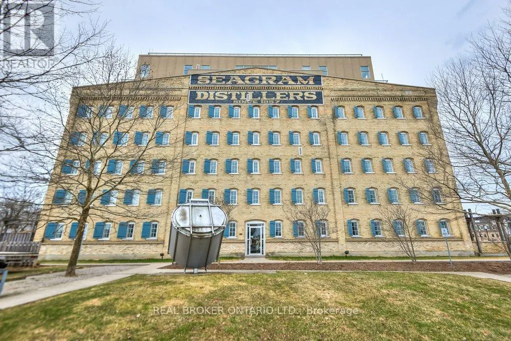 202 - 3 FATHER DAVID BAUER DRIVE