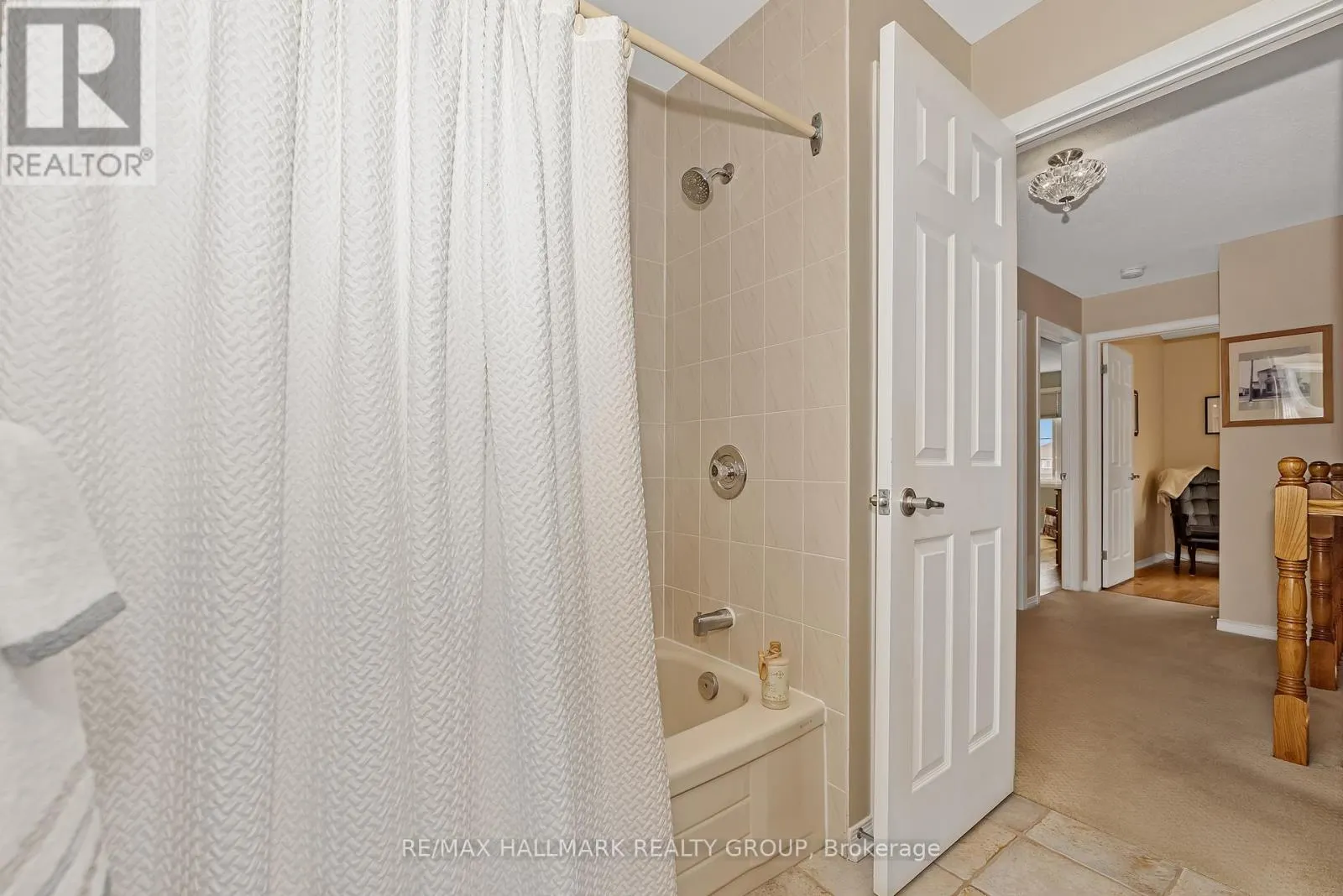 41 CLAUDET CRESCENT