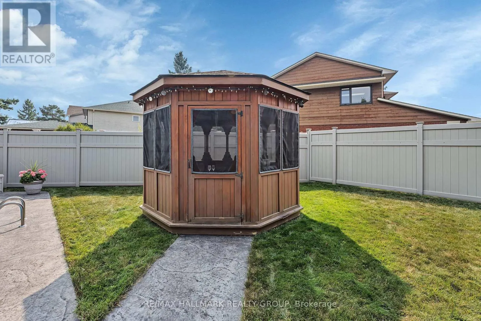 41 CLAUDET CRESCENT
