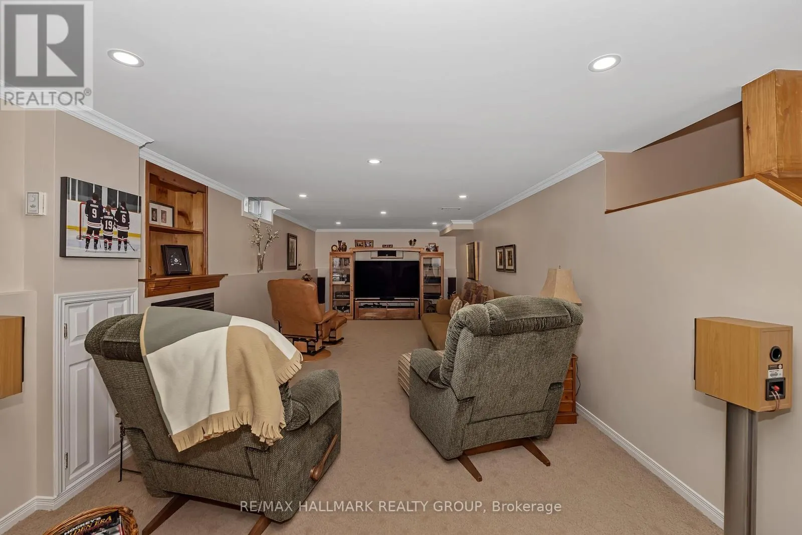 41 CLAUDET CRESCENT