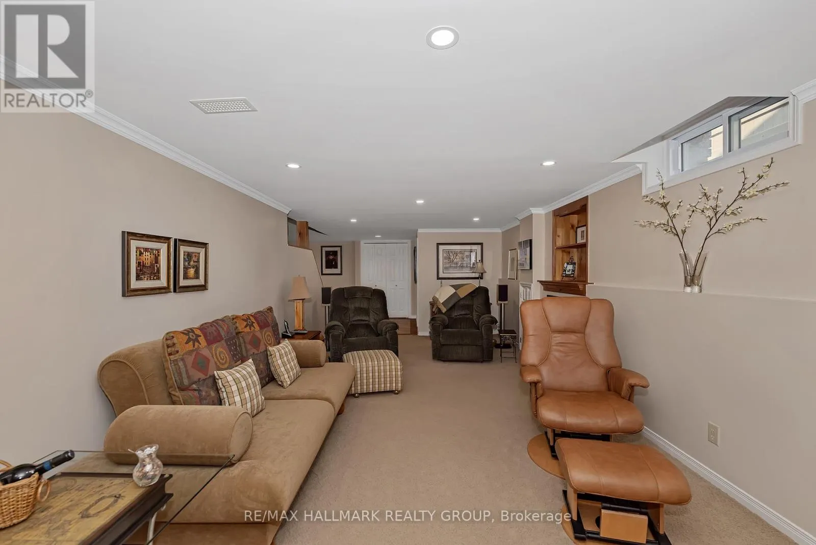41 CLAUDET CRESCENT
