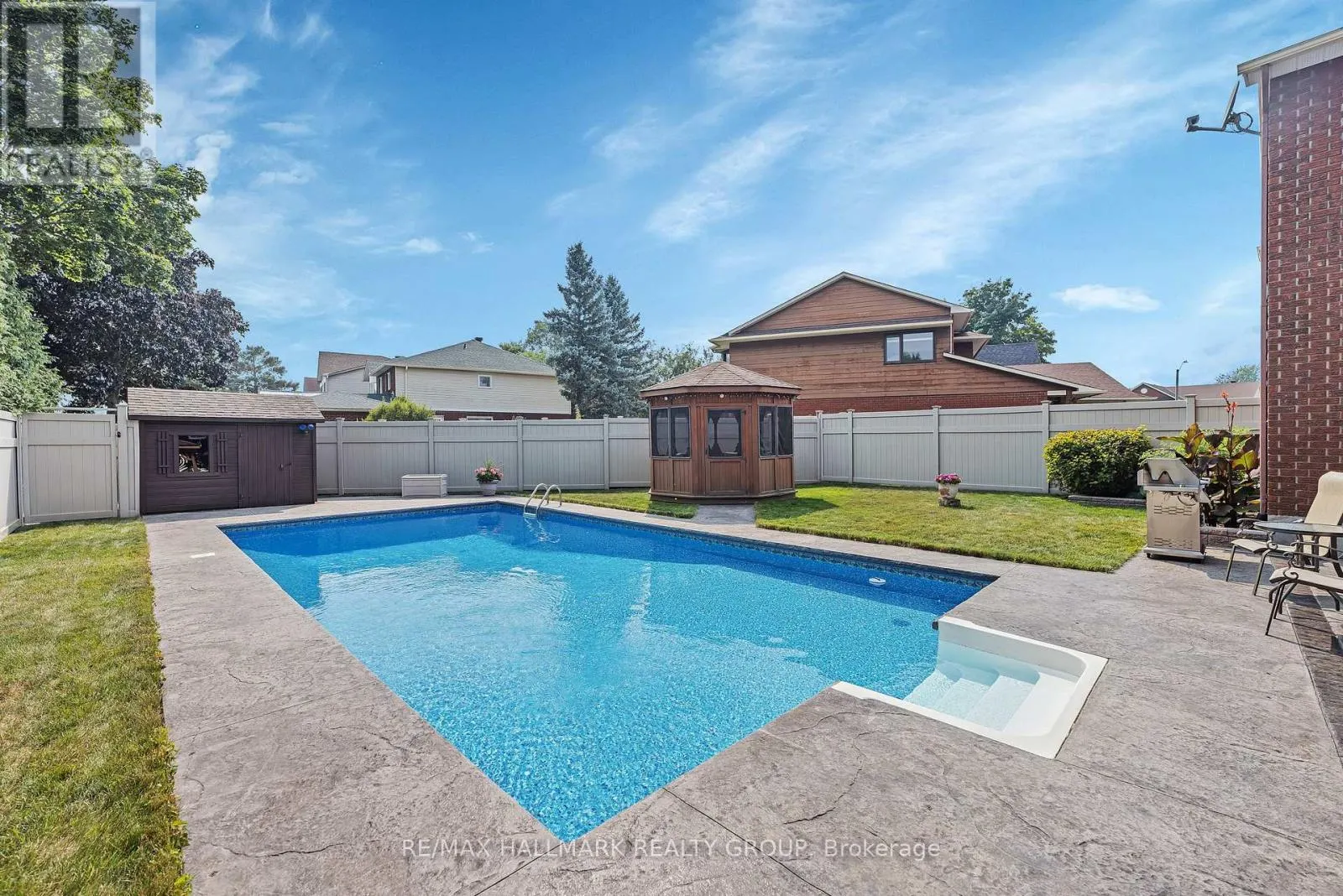 41 CLAUDET CRESCENT