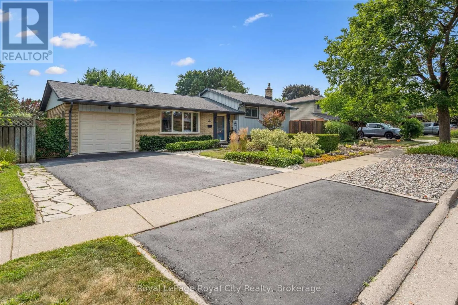 4 CARNABY CRESCENT