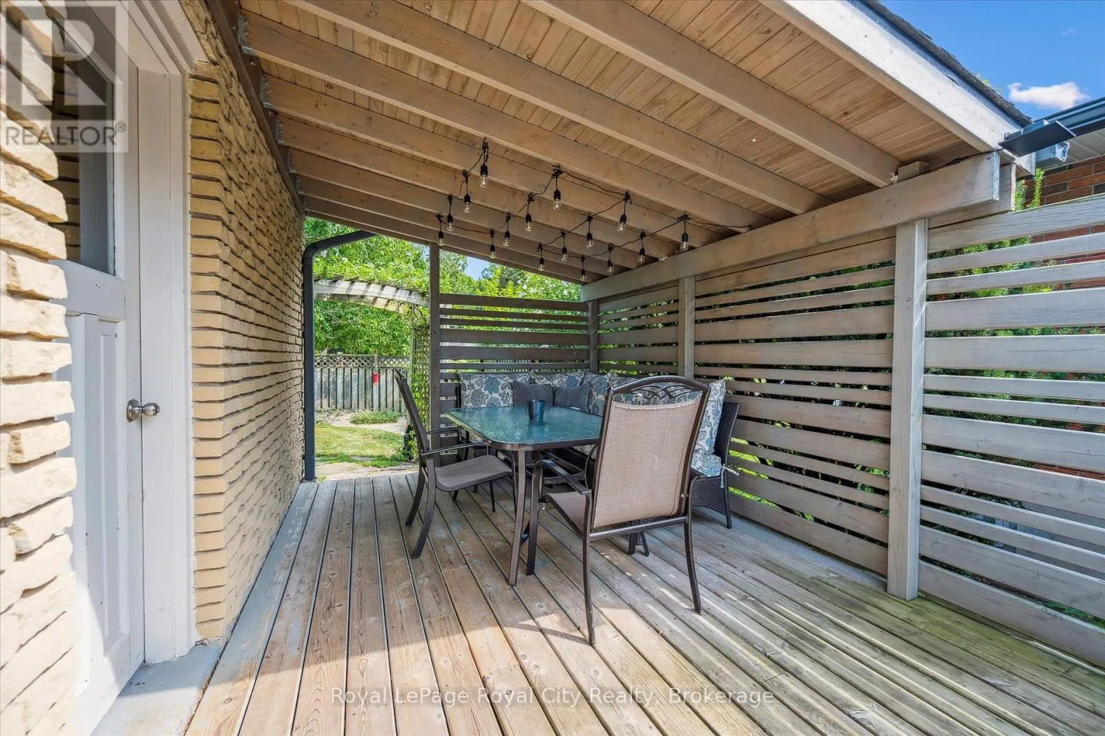 4 CARNABY CRESCENT