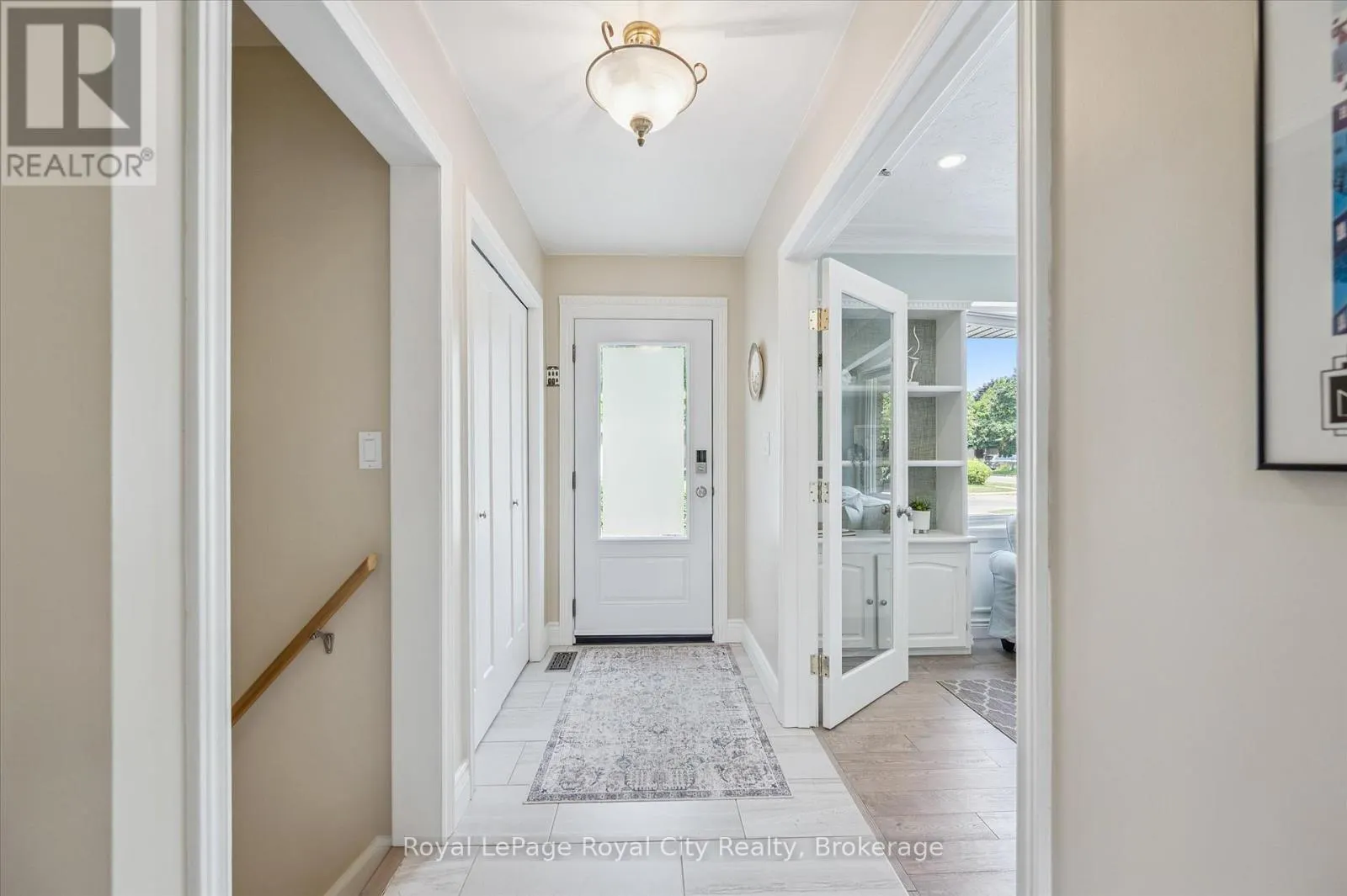 4 CARNABY CRESCENT