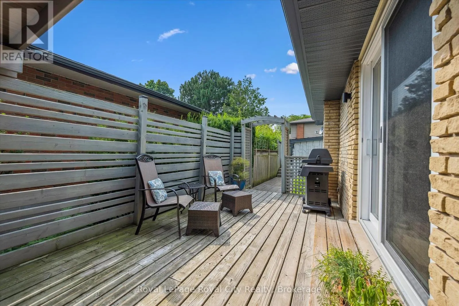 4 CARNABY CRESCENT