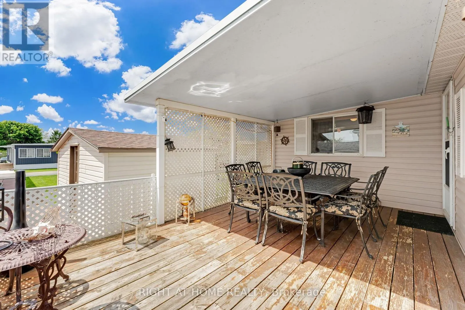 8 - 3033 TOWNLINE ROAD