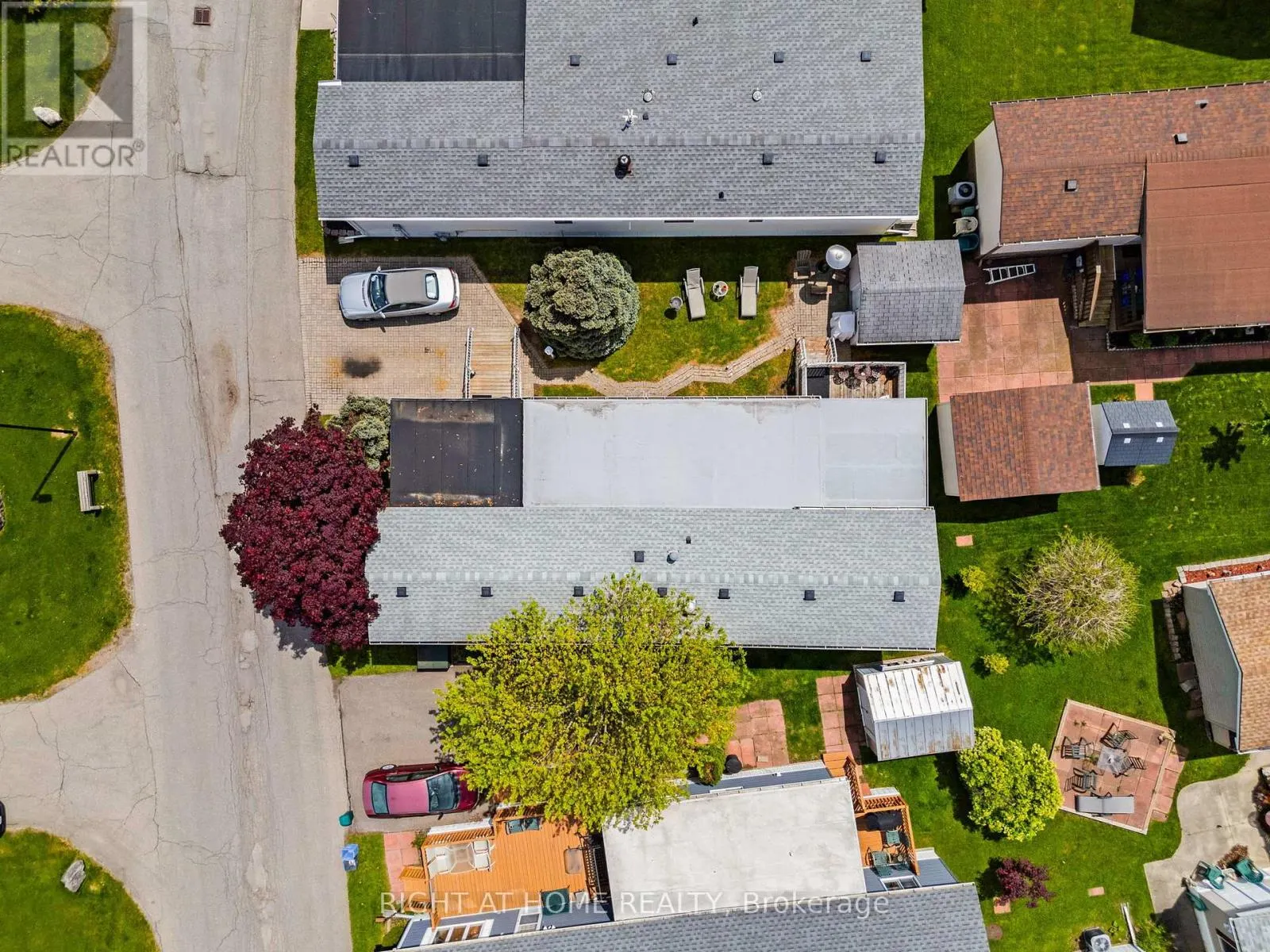 8 - 3033 TOWNLINE ROAD