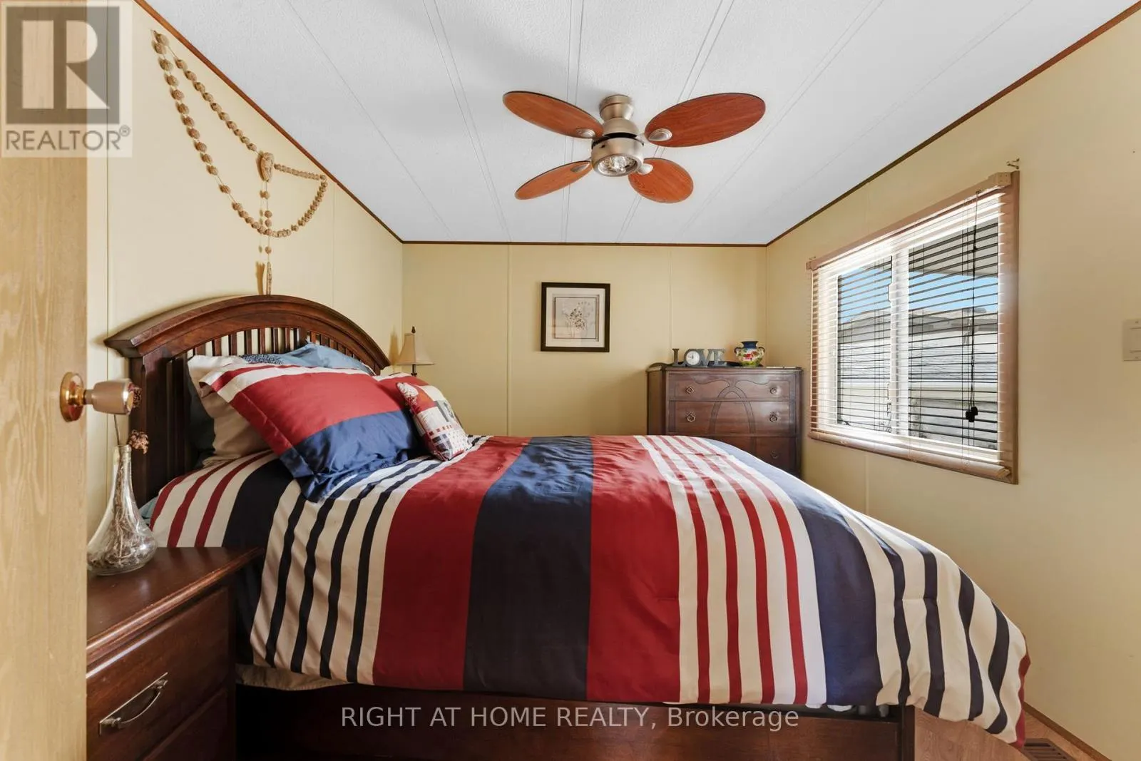 8 - 3033 TOWNLINE ROAD