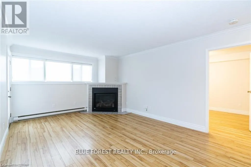 108 - 9 JACKSWAY CRESCENT, #108