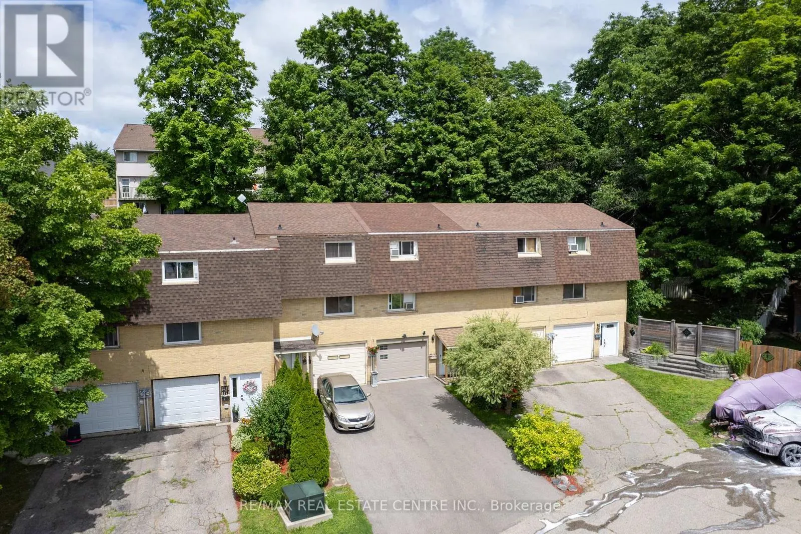 26 MARLBORO COURT
