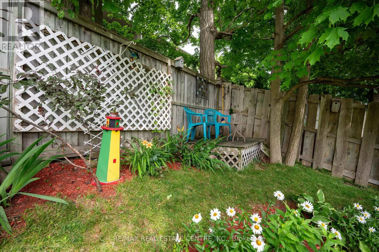 26 MARLBORO COURT