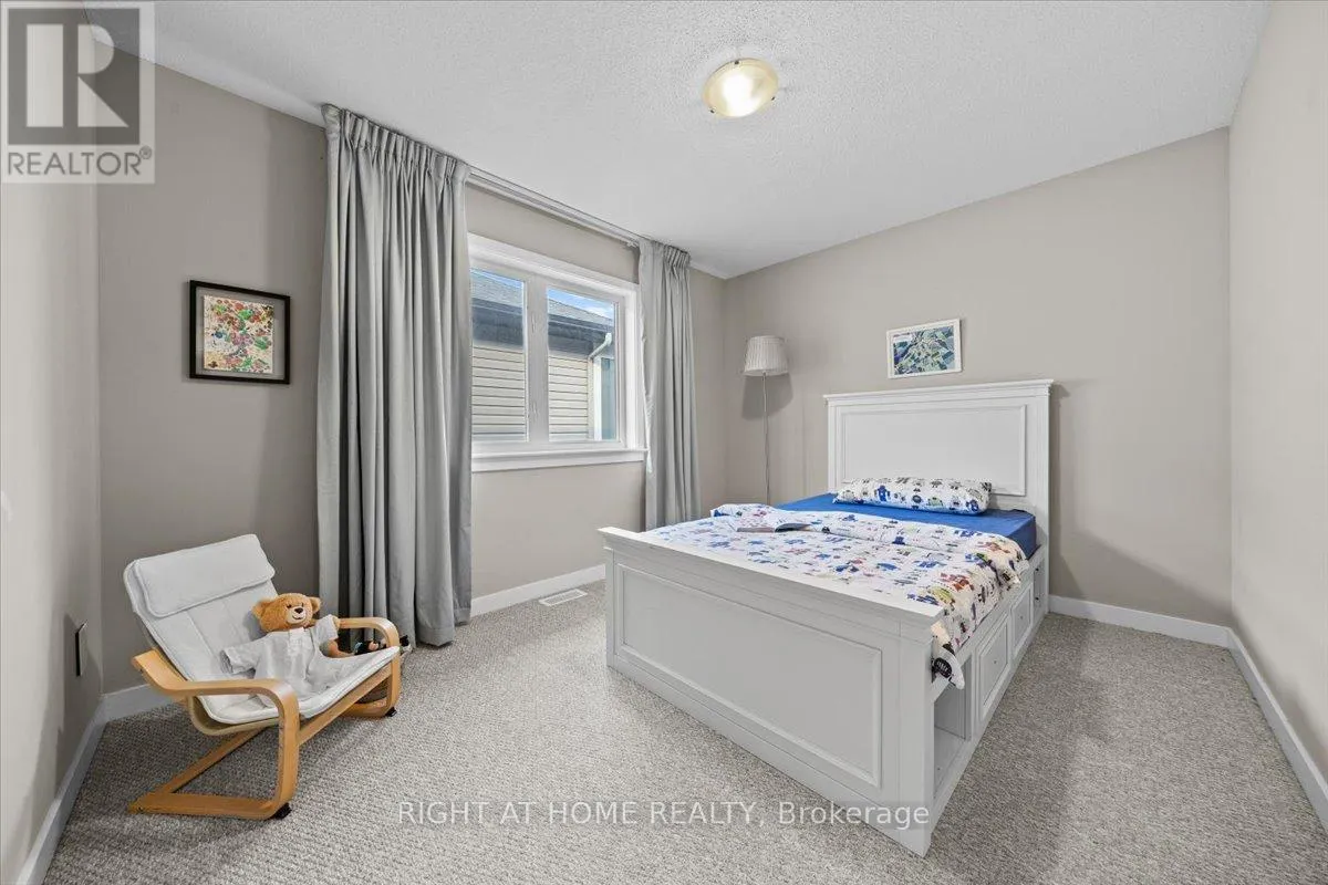 319 OXER PLACE