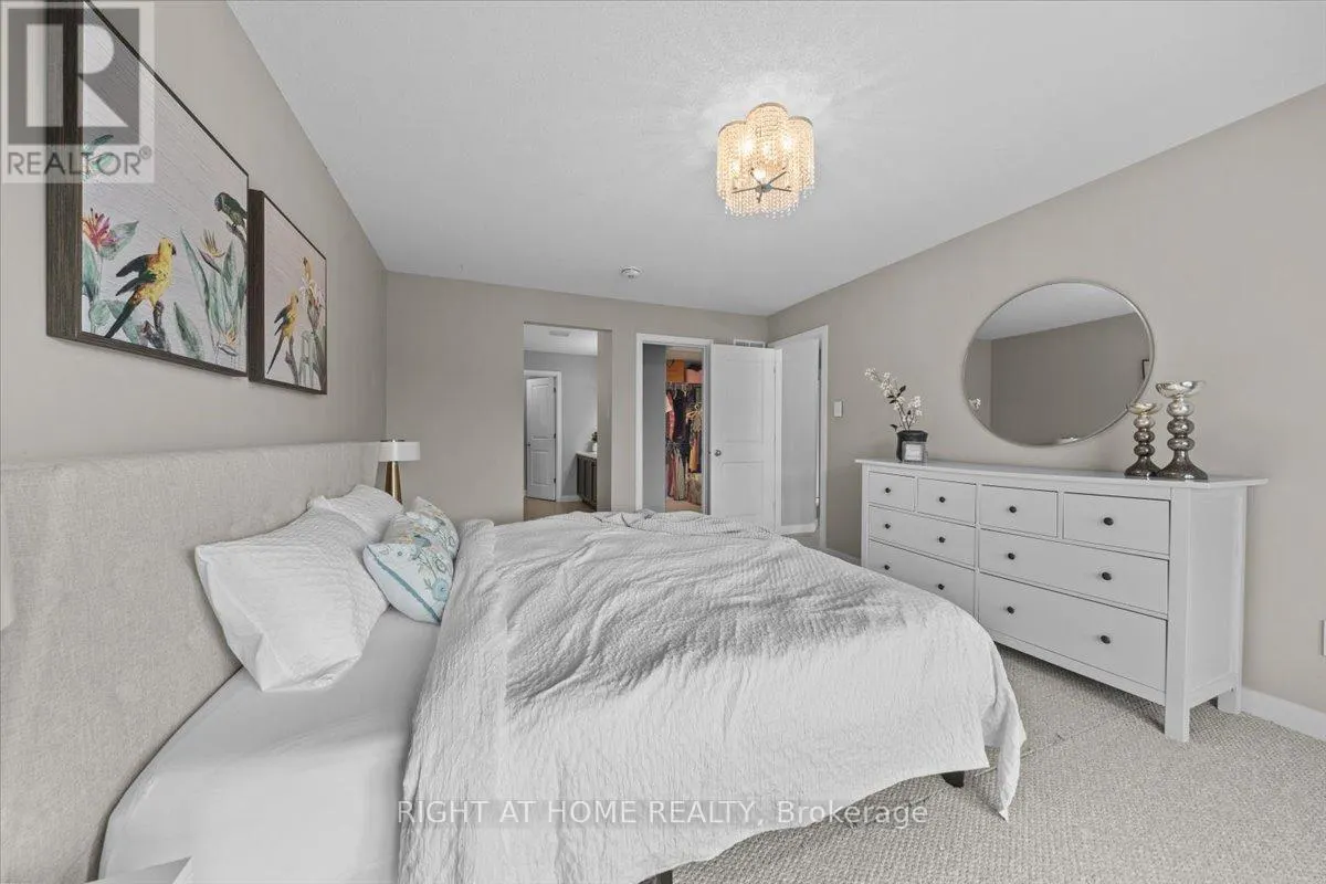 319 OXER PLACE