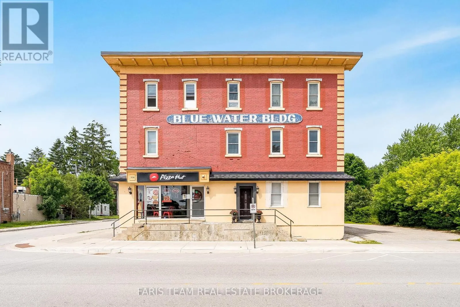 303 - 110 SYKES STREET N