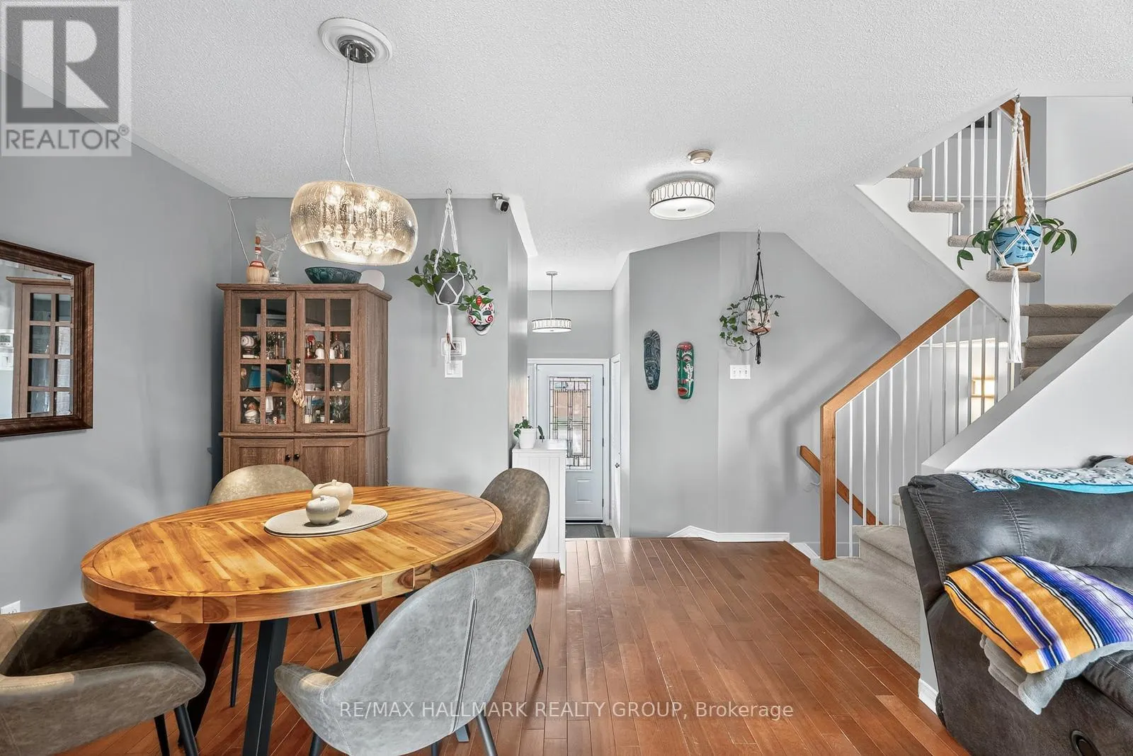6212 ARBOURWOOD DRIVE