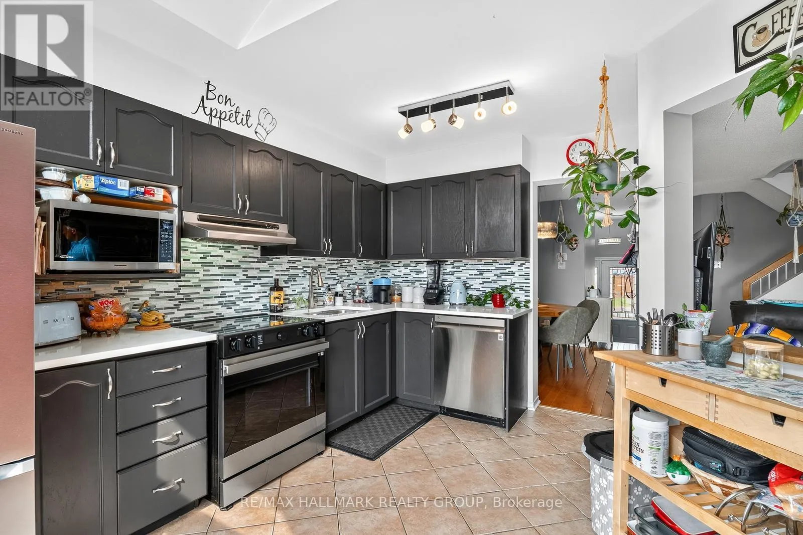 6212 ARBOURWOOD DRIVE