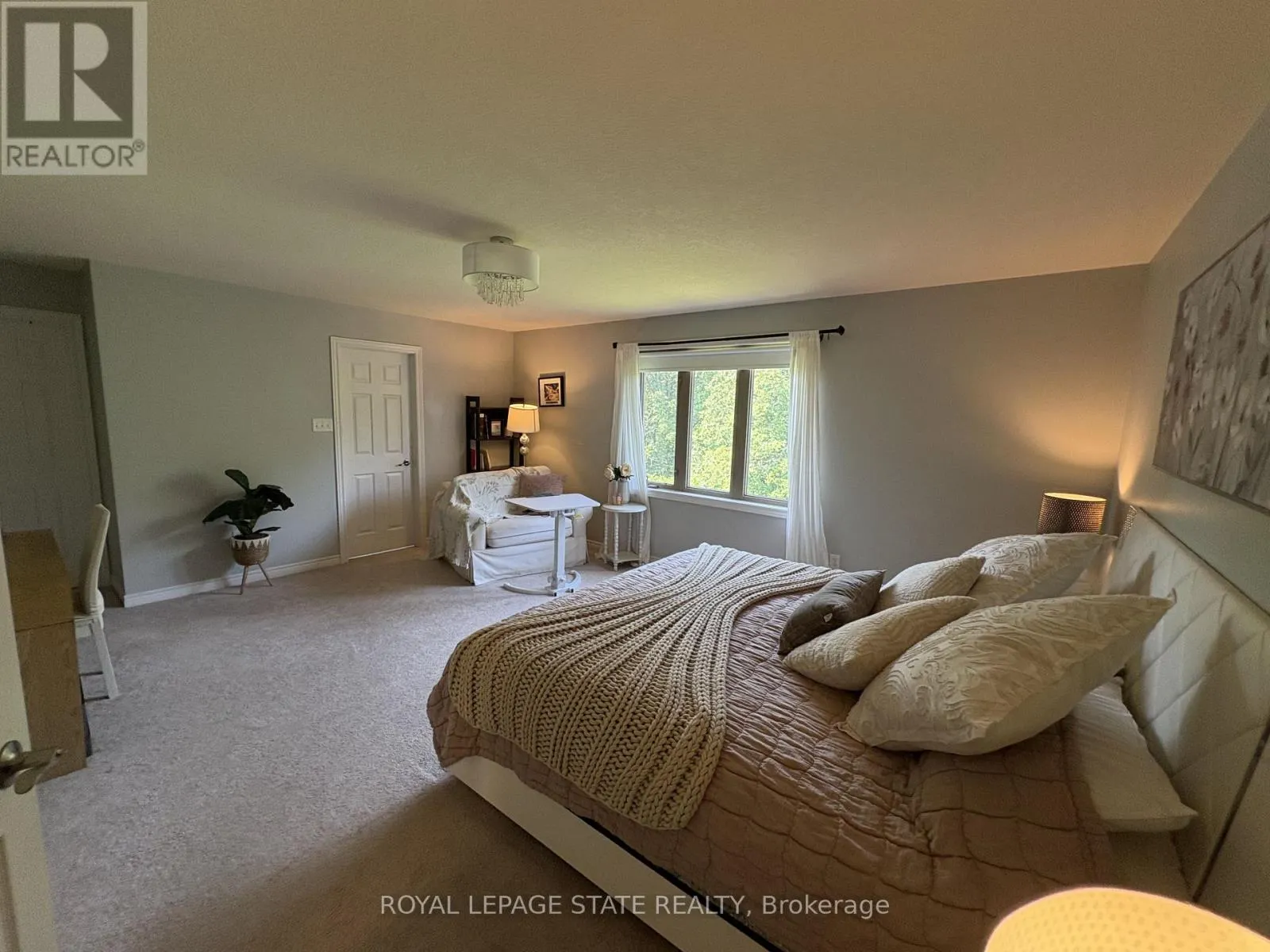 104 DIIORIO CIRCLE