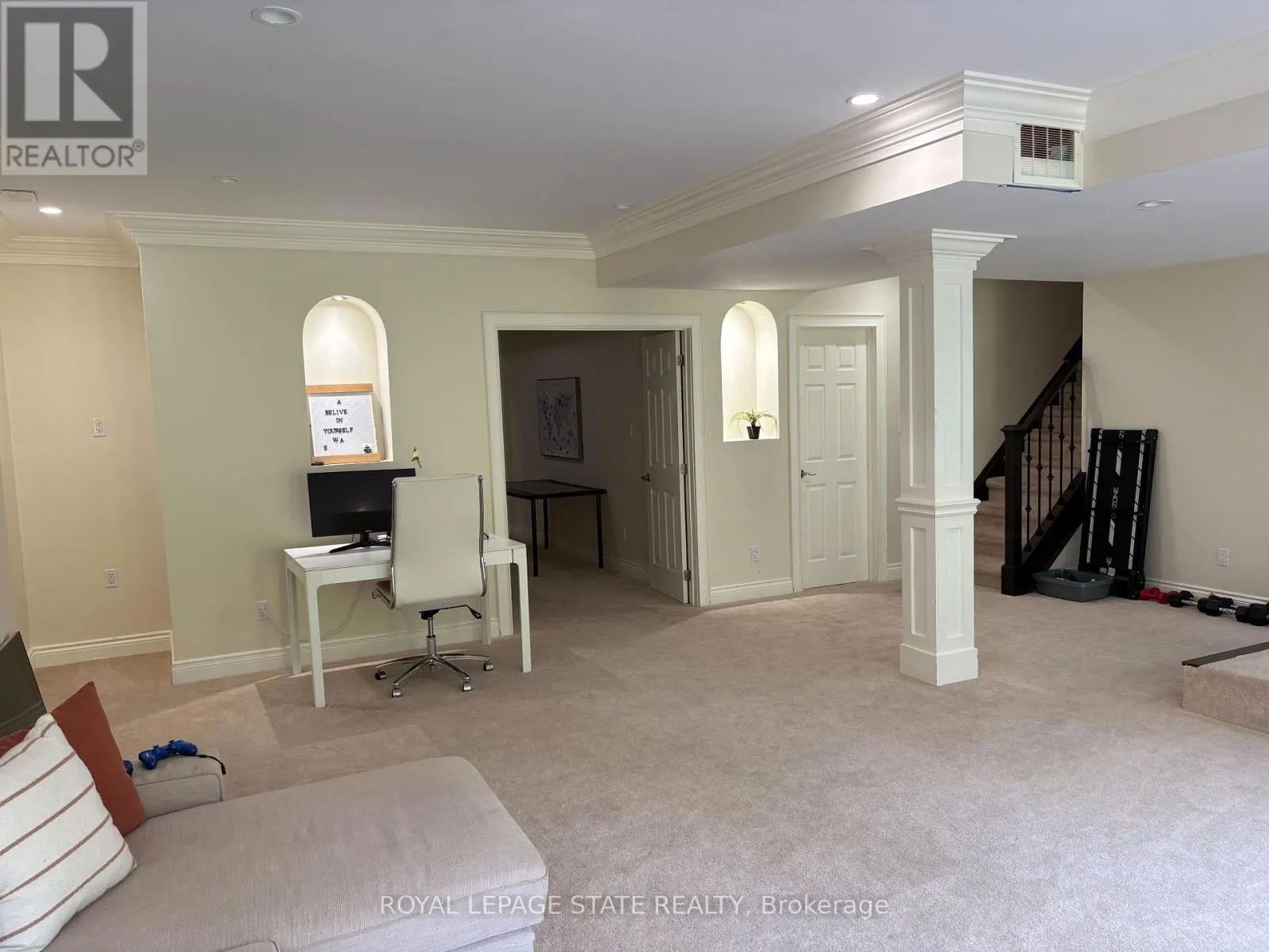 104 DIIORIO CIRCLE