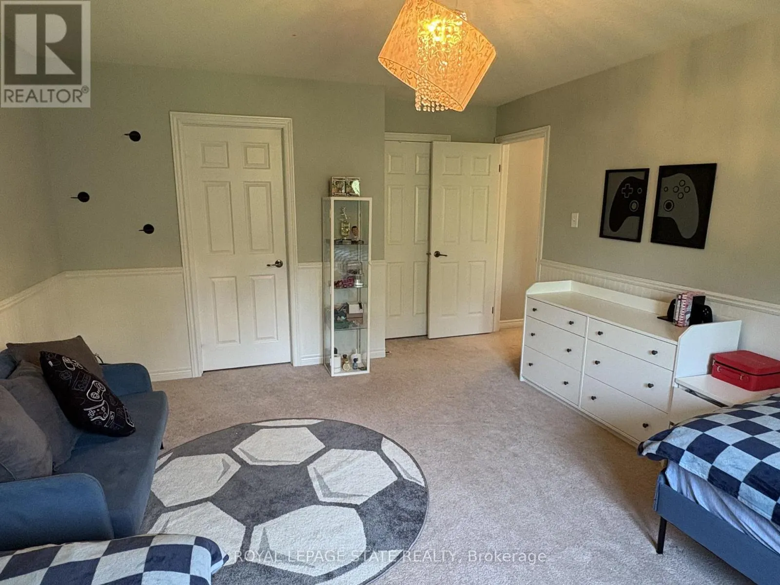 104 DIIORIO CIRCLE