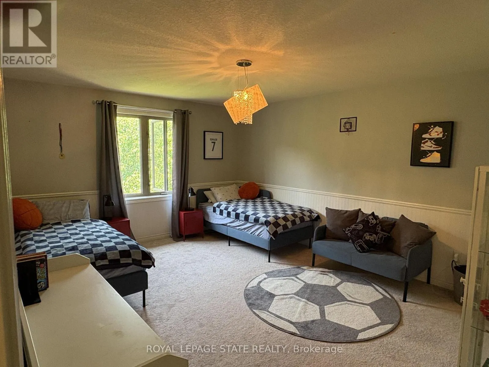 104 DIIORIO CIRCLE