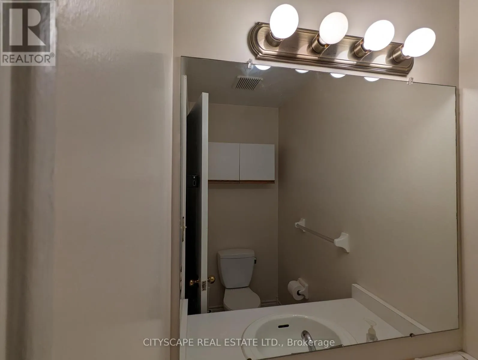17 - 250 KEATS WAY