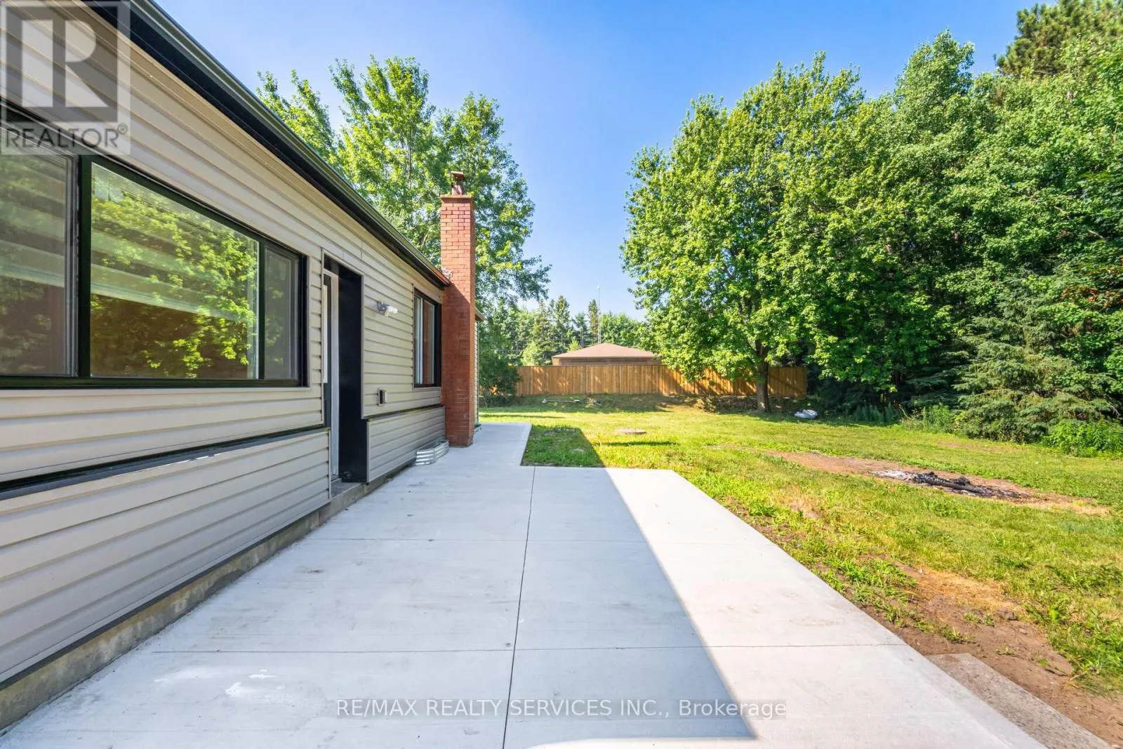 8772 WELLINGTON 124 ROAD W