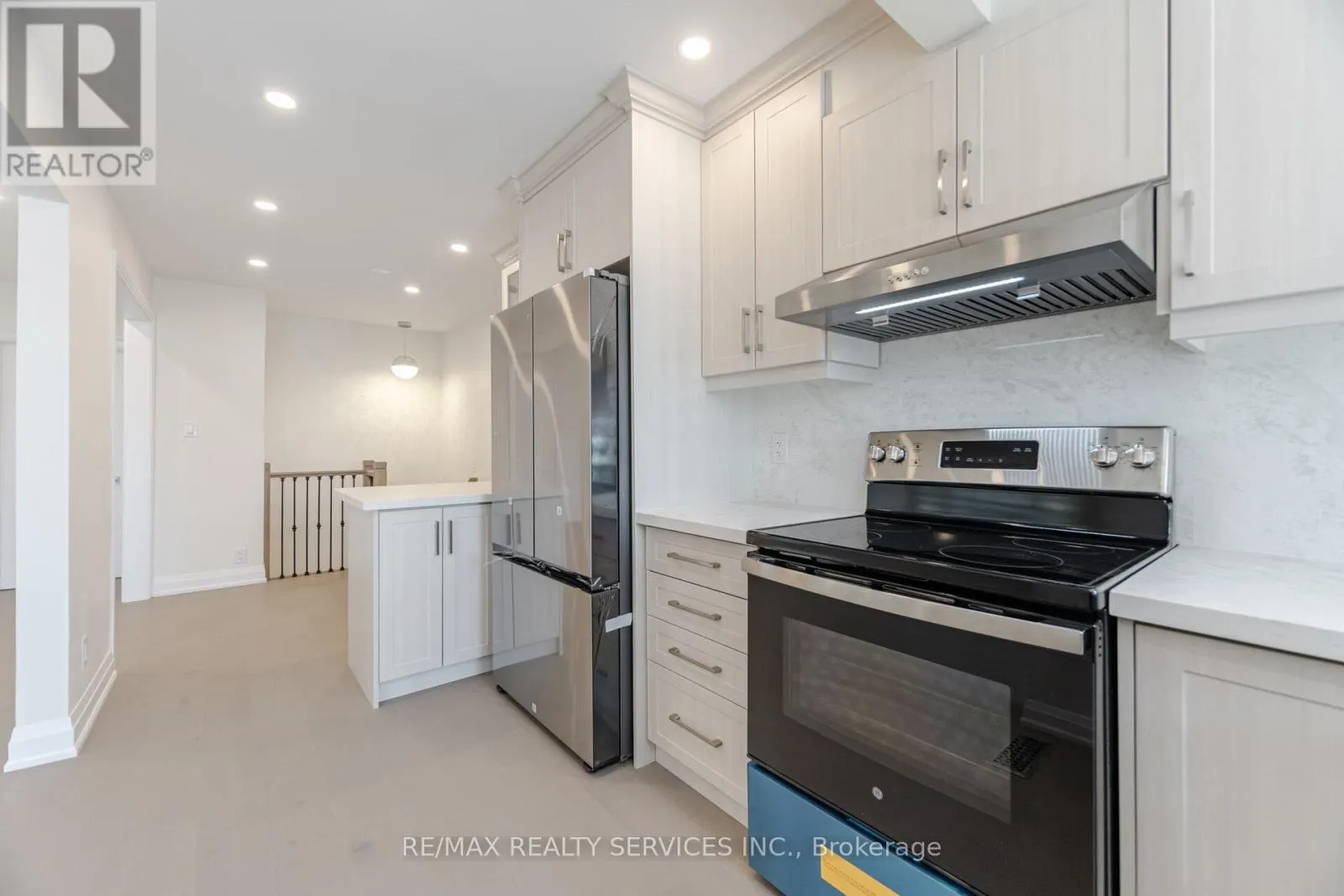 8772 WELLINGTON 124 ROAD W