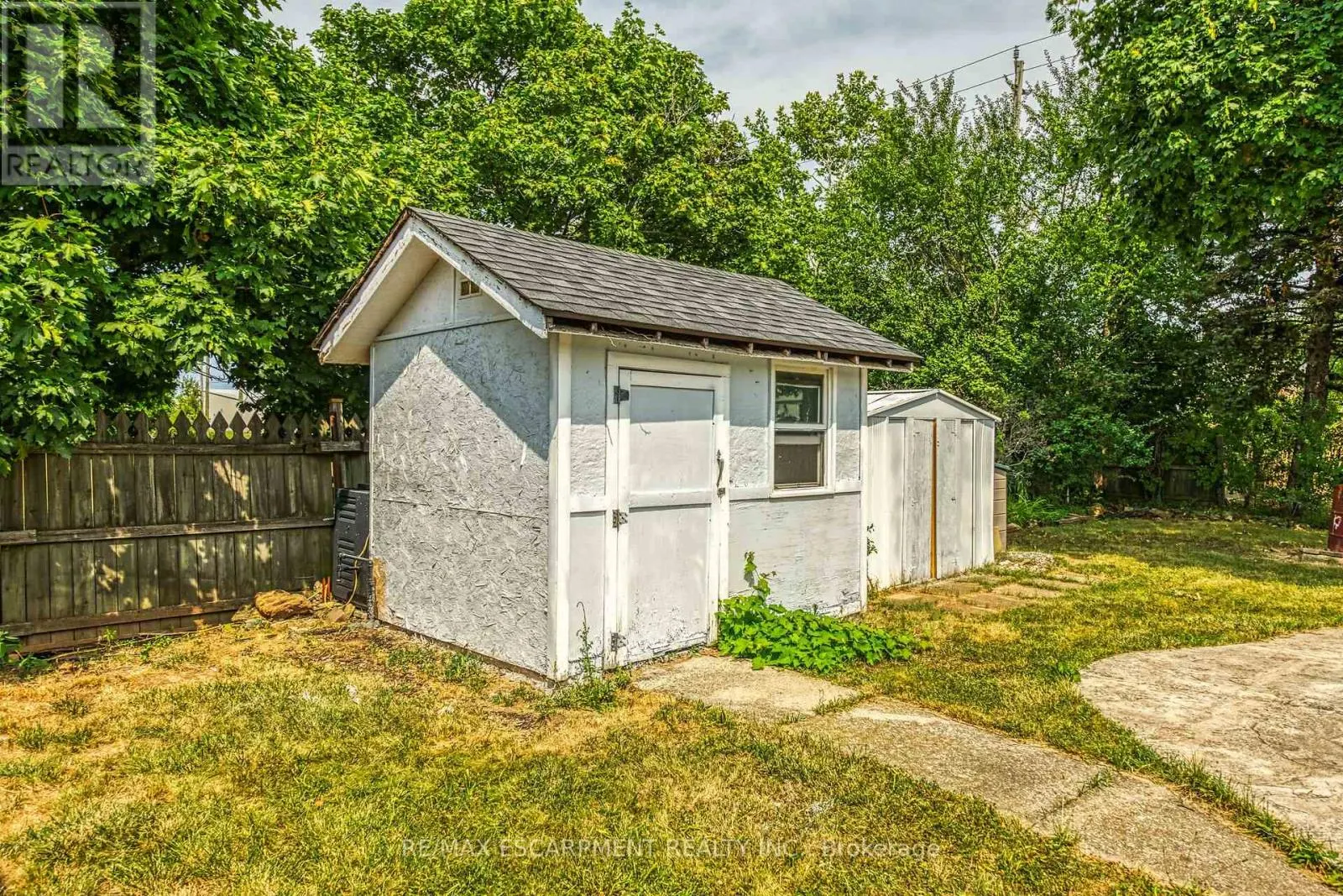 46 ORIOLE CRESCENT