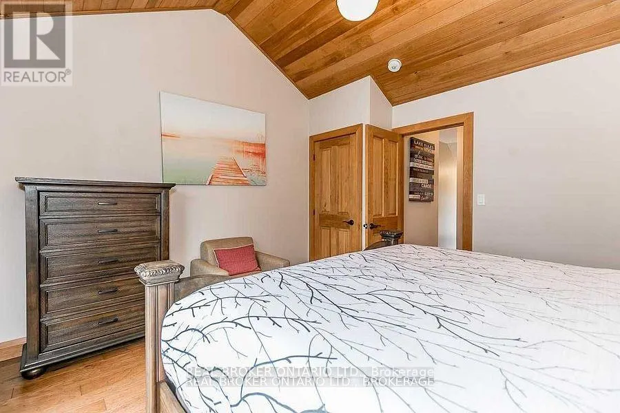 2B - 1841 MUSKOKA ROAD 118 ROAD W