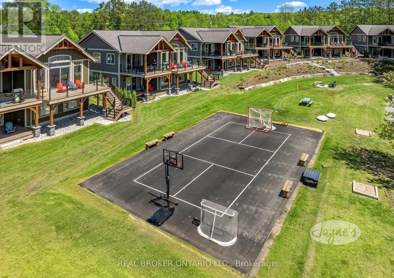 2B - 1841 MUSKOKA ROAD 118 ROAD W