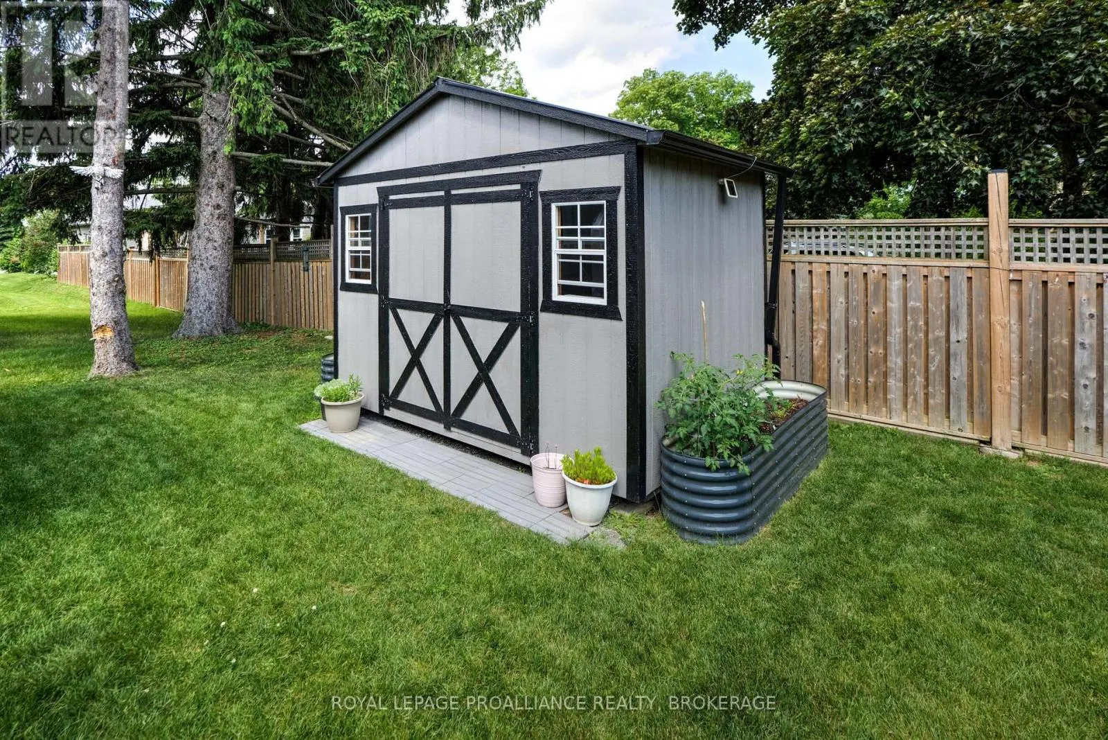 125 MAPLECROFT COURT