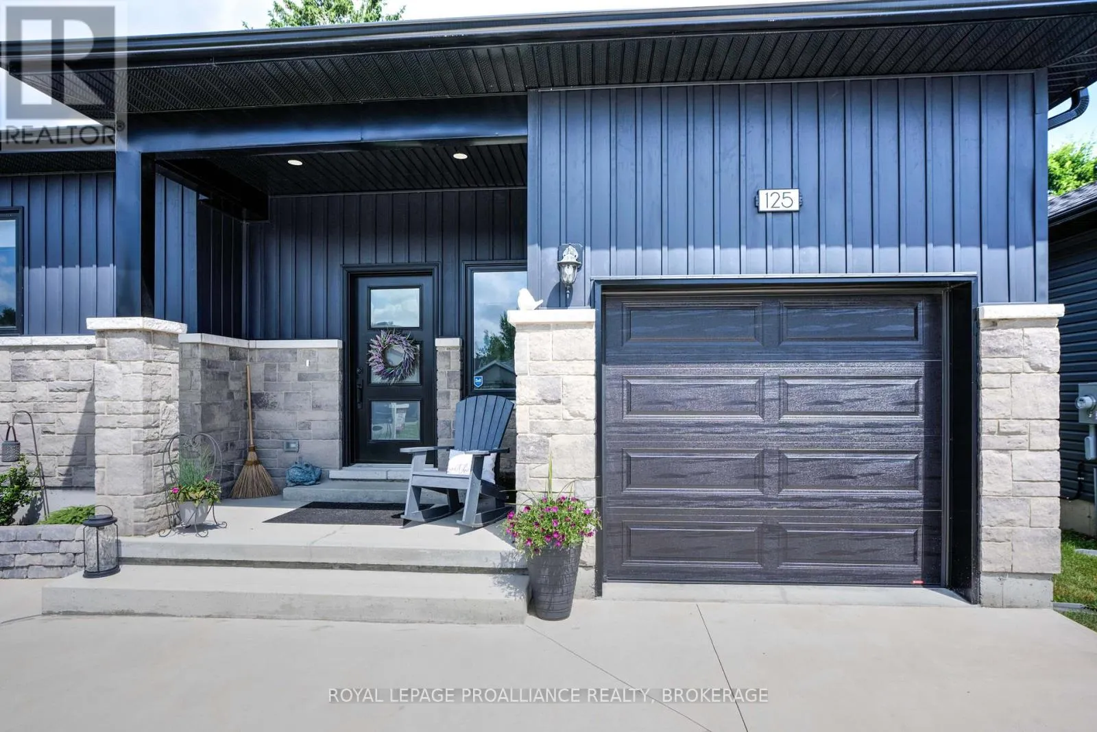 125 MAPLECROFT COURT