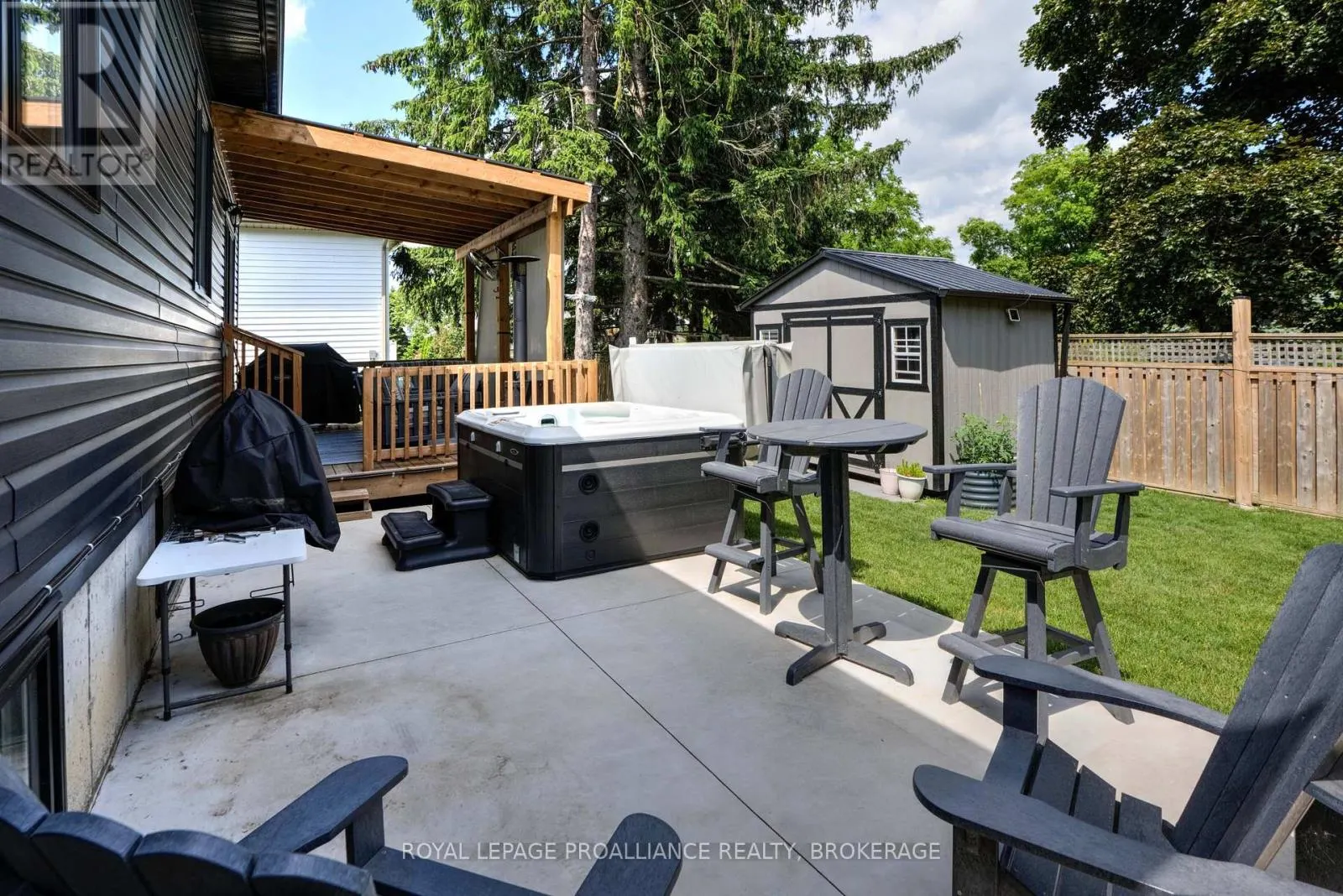 125 MAPLECROFT COURT
