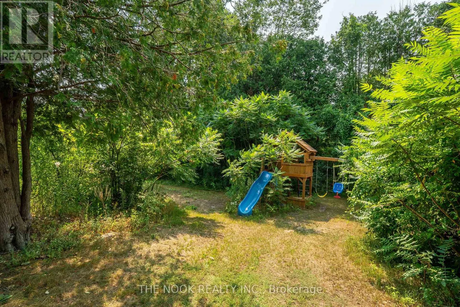 41 HILLVIEW ROAD