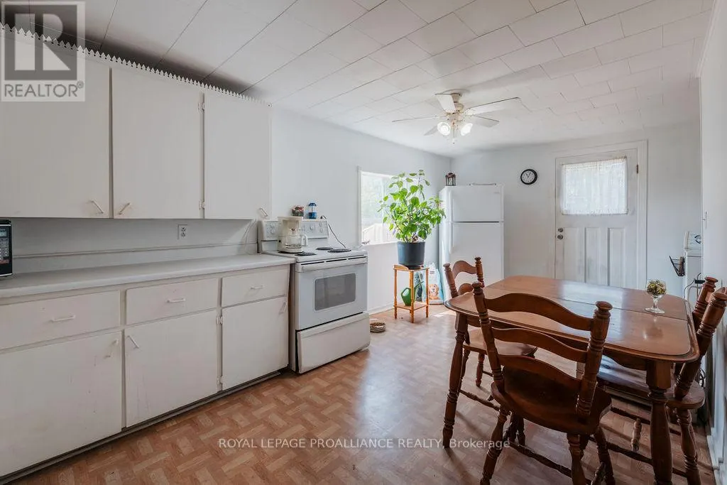 72 DOXTATOR DRIVE