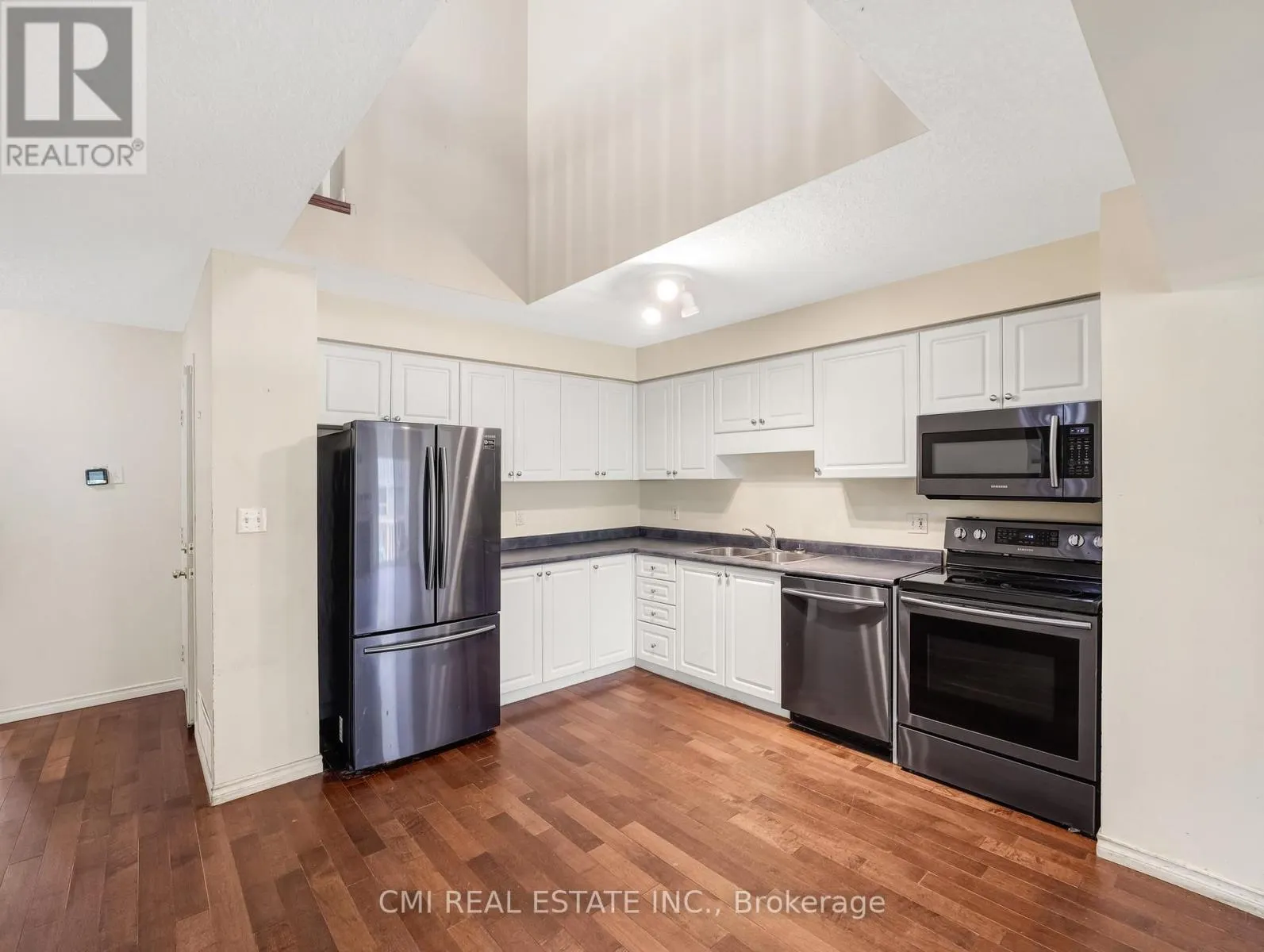 33 - 169 BISMARK DRIVE