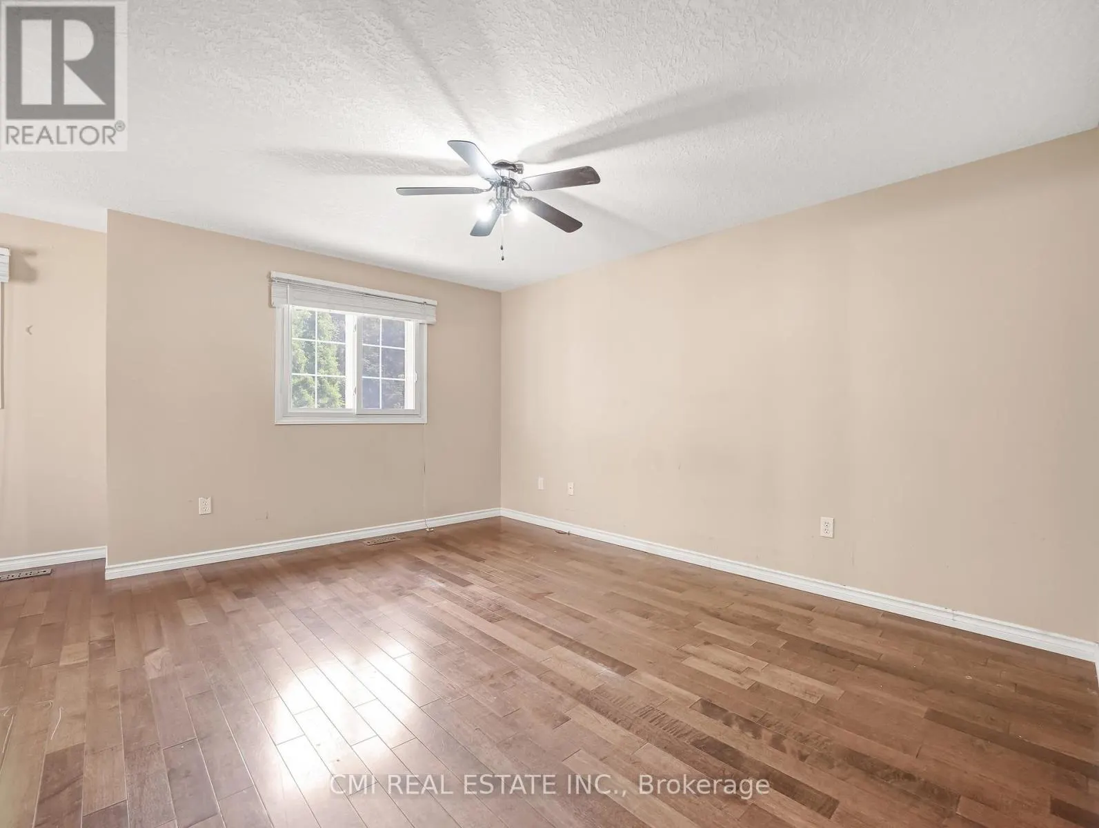 33 - 169 BISMARK DRIVE